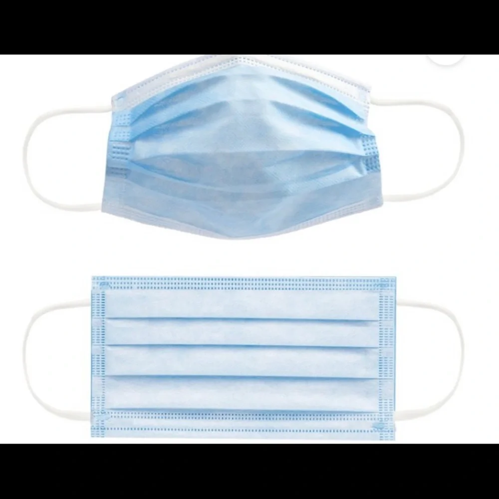 NWOT Artnaturals Disposable Kids Mask Not for Medical Use 50count.